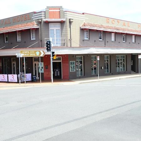 Royal Hotel ギンピー エクステリア 写真